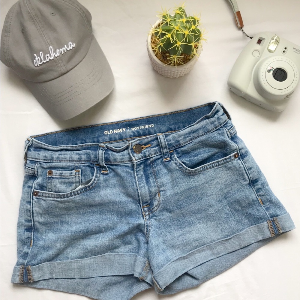 Old Navy Jean Shorts! Size 0! Great Condition!
